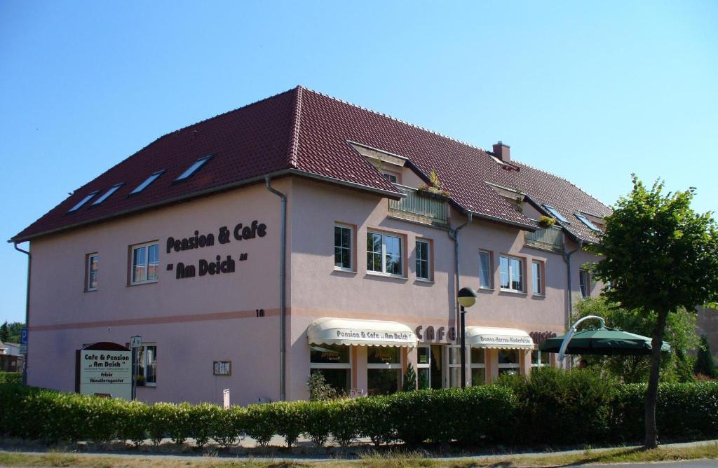 Pension Am Deich Kroslin Ngoại thất bức ảnh
